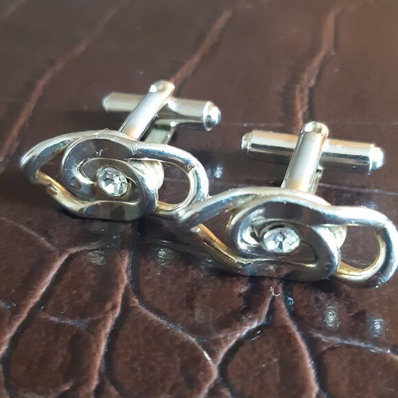Vintage Loops With Rhinestones Silver Tone Cuff Links ⚡️BUY 3 for $55⚡️ - Picture 8 of 11